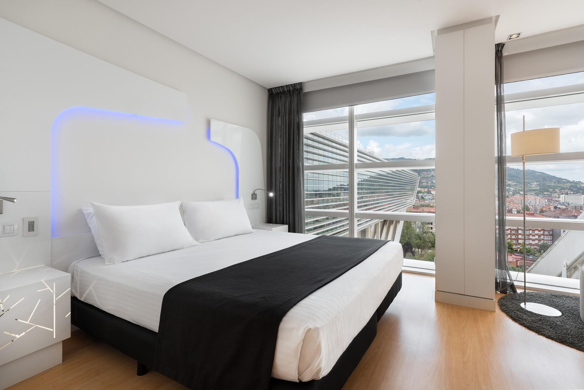 ยูโรสตาร์ ปลาลาซิโอ เด คริสตัล Hotel โอเบียโด ภายนอก รูปภาพ