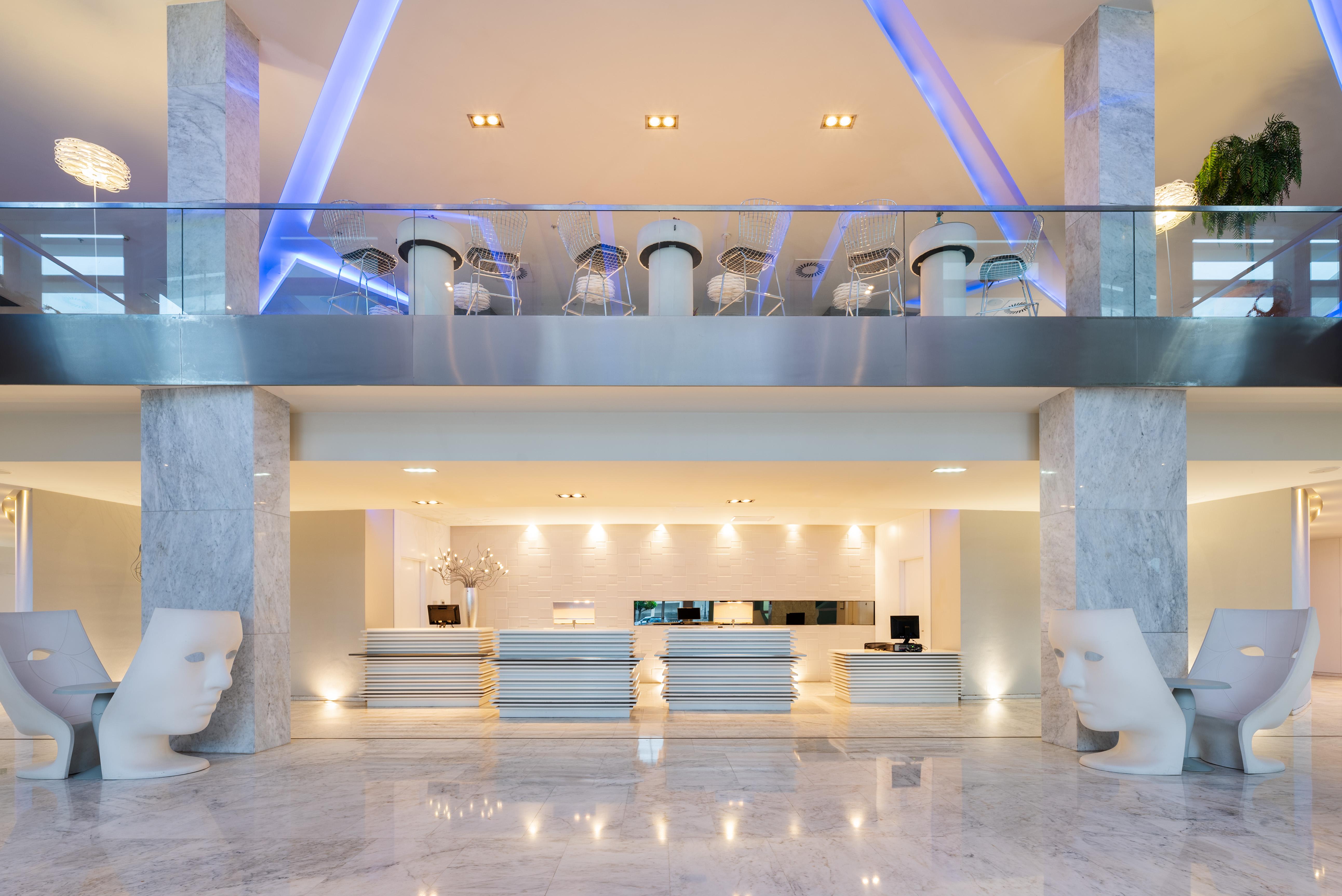 ยูโรสตาร์ ปลาลาซิโอ เด คริสตัล Hotel โอเบียโด ภายนอก รูปภาพ