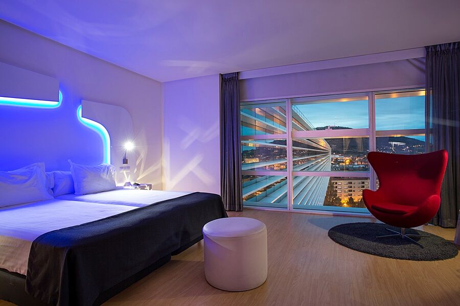 ยูโรสตาร์ ปลาลาซิโอ เด คริสตัล Hotel โอเบียโด ภายนอก รูปภาพ